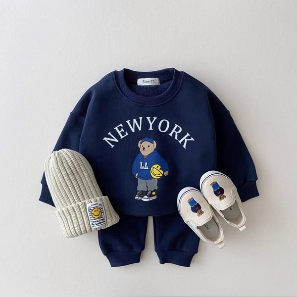 Cuddle New York Bear - Trui en broek met lange mouwen