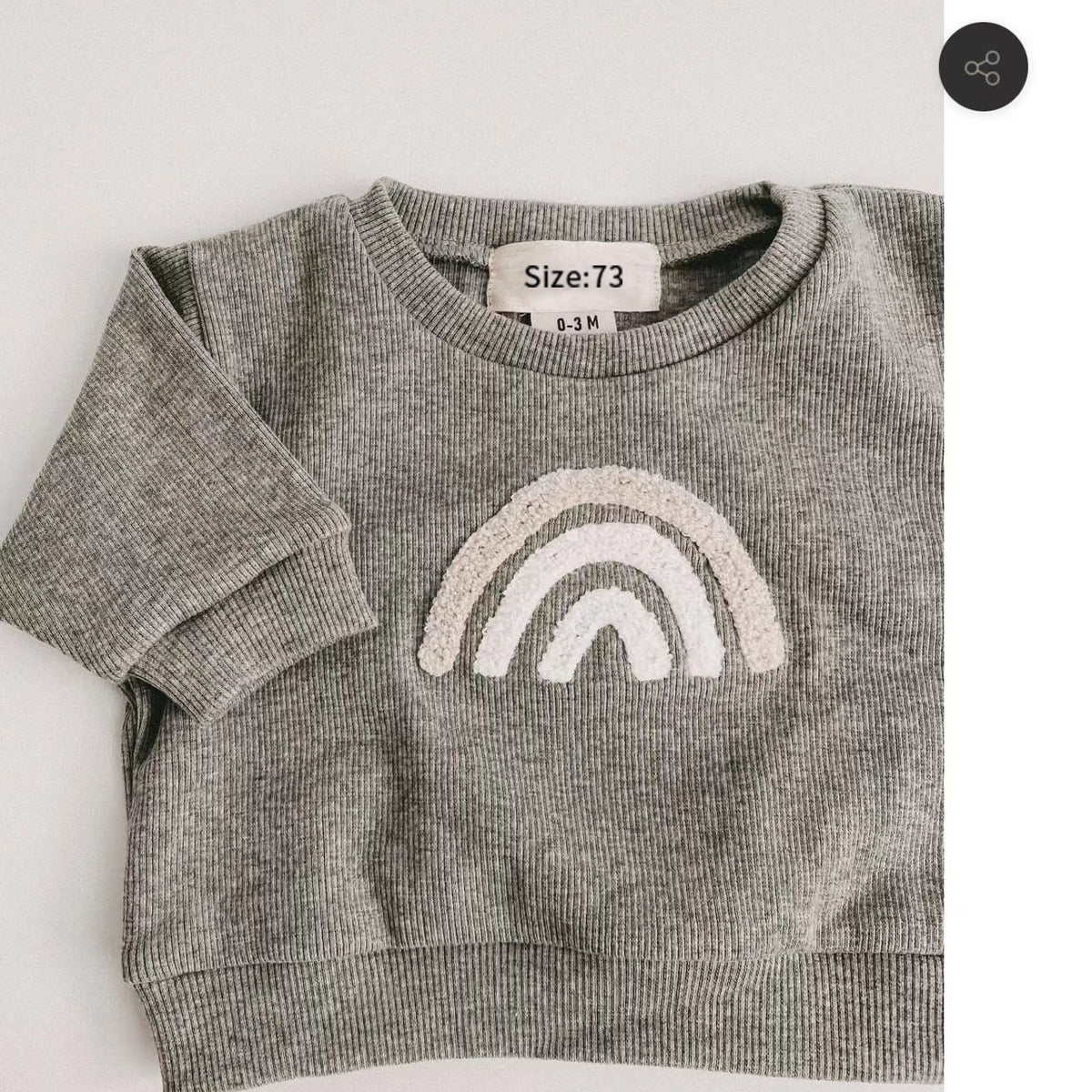 Set van regenboog- en sunnie-sweaters voor kinderen