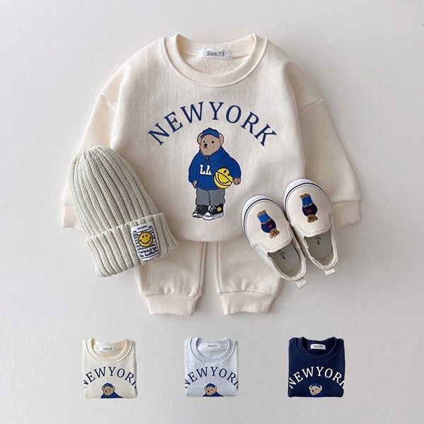 Cuddle New York Bear - Trui en broek met lange mouwen