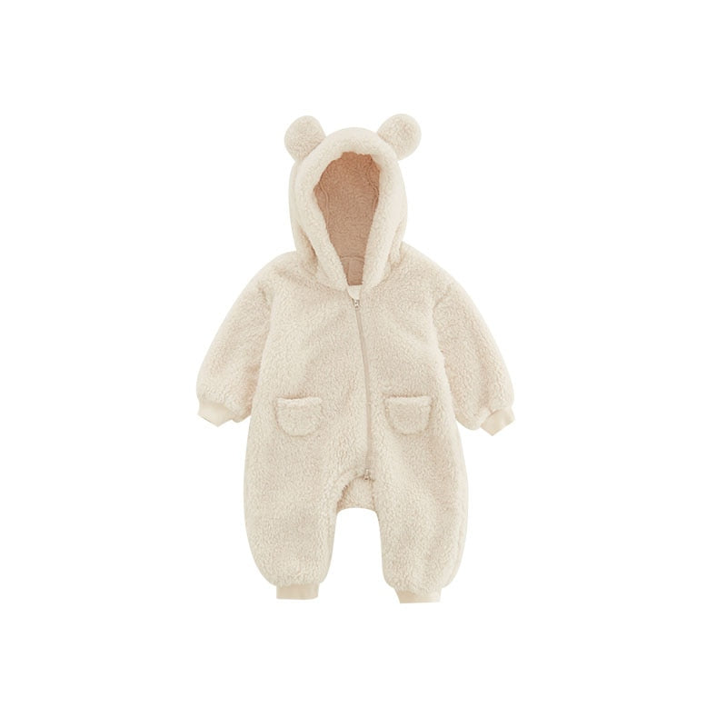 Pluizige winterjumpsuit met capuchon en beer